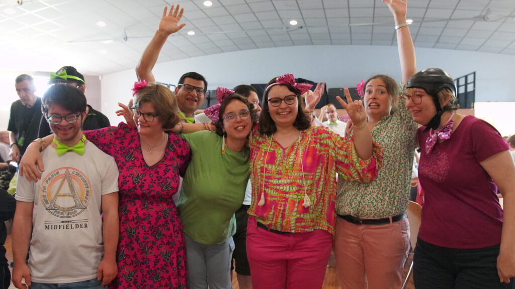 Groupe de jeunes adultes